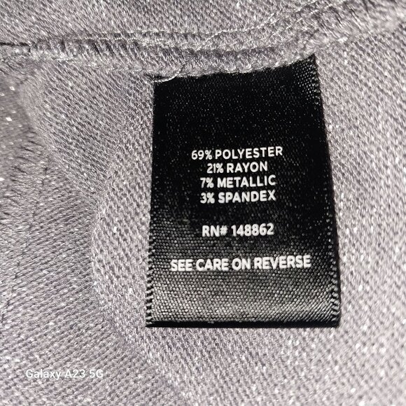 Torrid Womens Metallic Gray V-Neck High-Low Top Size 2 Shimmery Glitter Classic - Picture 5 of 8